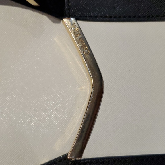 Calvin Klein bag, black/ivory/gold. Great condition, see pics, lots of pockets - Picture 12 of 15